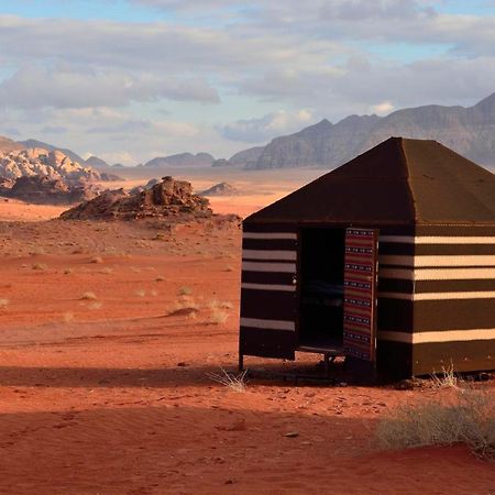 Wadi Rum Backpacker Camp Eksteriør billede